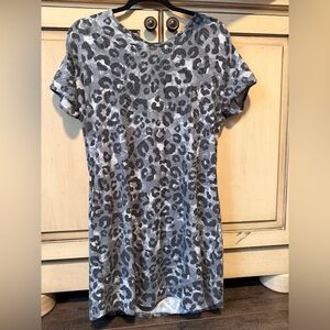 Gray Leopard Print Short Sleeve Tee Dress